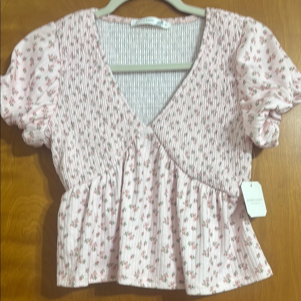 NWT Altar’d State Cara Floral Smocked Top, size Large